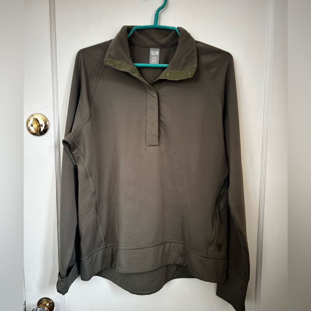 Mountain Hardwear quarter snap pullover